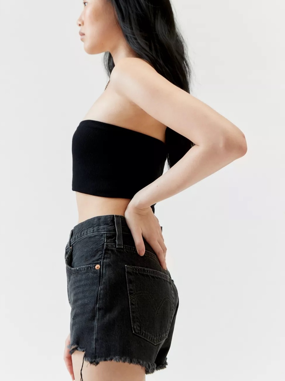 Levi’s 501 Original High Rise Fitted Through The Hip Cutoff Denim Shorts 32